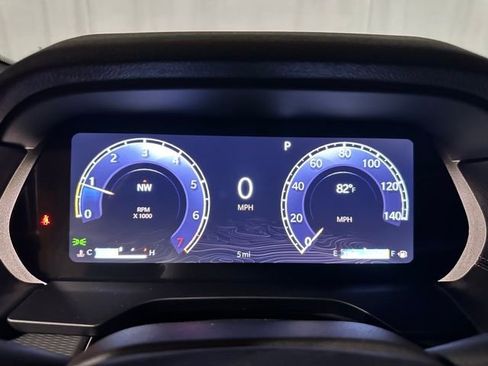 New 2024 Jeep Grand Cherokee L Laredo image 23