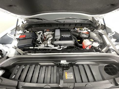 Used 2025 GMC Sierra 1500 AT4X image 31