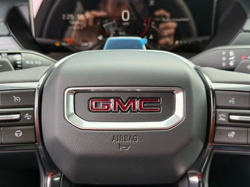 New 2026 GMC Acadia AT4 w/ Super Cruise Package image 25