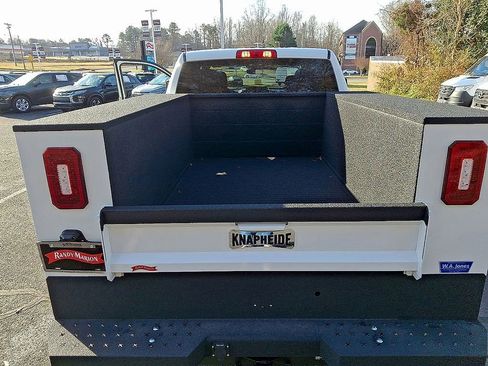 Used 2023 RAM 2500 Big Horn w/ Level 1 Equipment Group AWD/4WD image 29