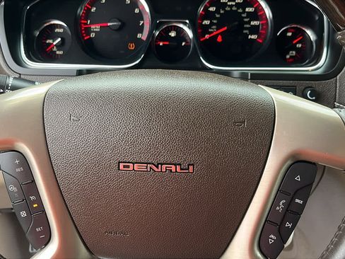 Used 2016 GMC Acadia Denali AWD/4WD image 11