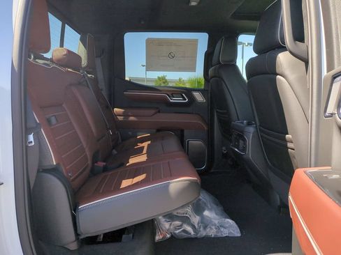 New 2026 GMC Sierra 1500 Denali Ultimate w/ LPO, Black Badging Package AWD/4WD image 31