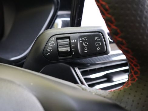 Used 2024 Ford Escape ST-Line w/ Tech Pack #1 AWD/4WD image 25