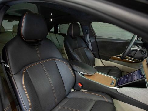 Used 2022 Lucid Air Grand Touring image 28