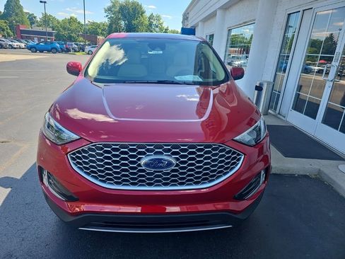 Used 2024 Ford Edge SEL w/ Convenience Package AWD/4WD image 3