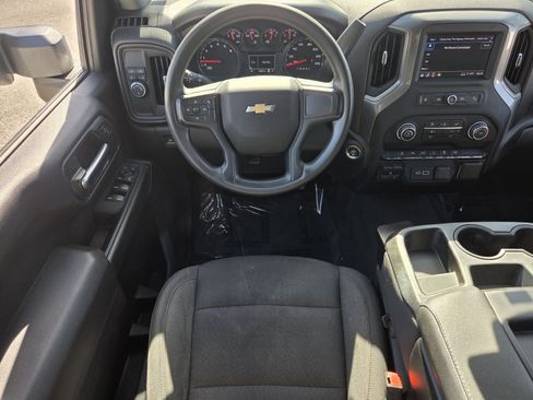Used 2024 Chevrolet Silverado 2500 Custom w/ Custom Value Package image 13