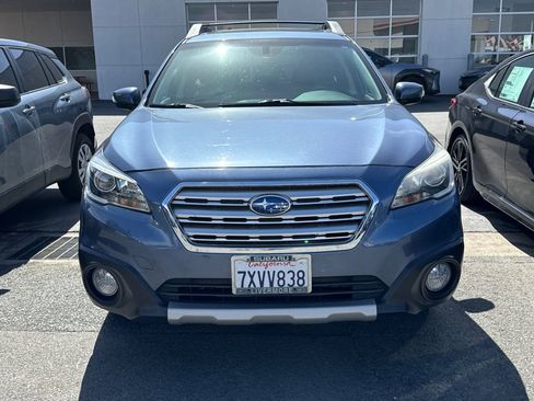 Used 2017 Subaru Outback 3.6R Limited AWD/4WD image 3