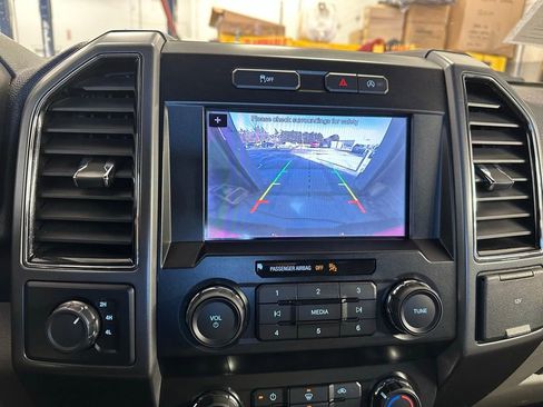 Used 2019 Ford F150 XLT image 23