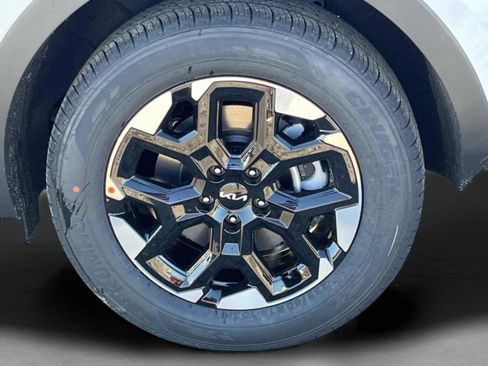 New 2026 Kia Sorento S FWD image 11