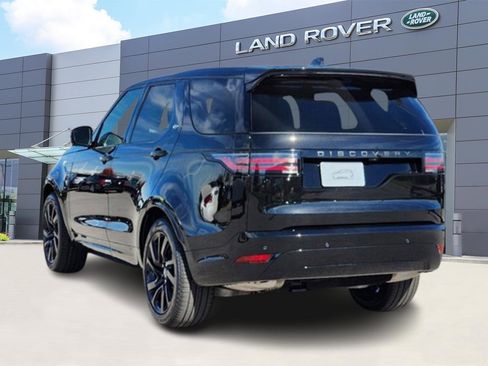 New 2025 Land Rover Discovery Dynamic SE image 4