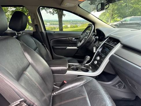 Used 2014 Ford Edge SEL w/ Equipment Group 205A FWD image 9