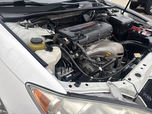 Used 2005 Toyota Camry XLE image 41