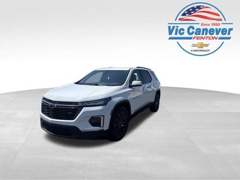 Used 2023 Chevrolet Traverse RS w/ LPO, Floor Liner Package AWD/4WD image 1