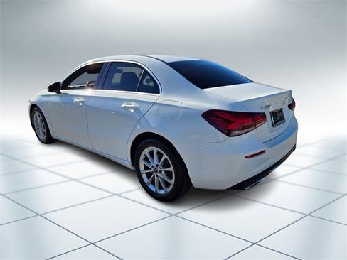 Used 2021 Mercedes-Benz A 220 image 7