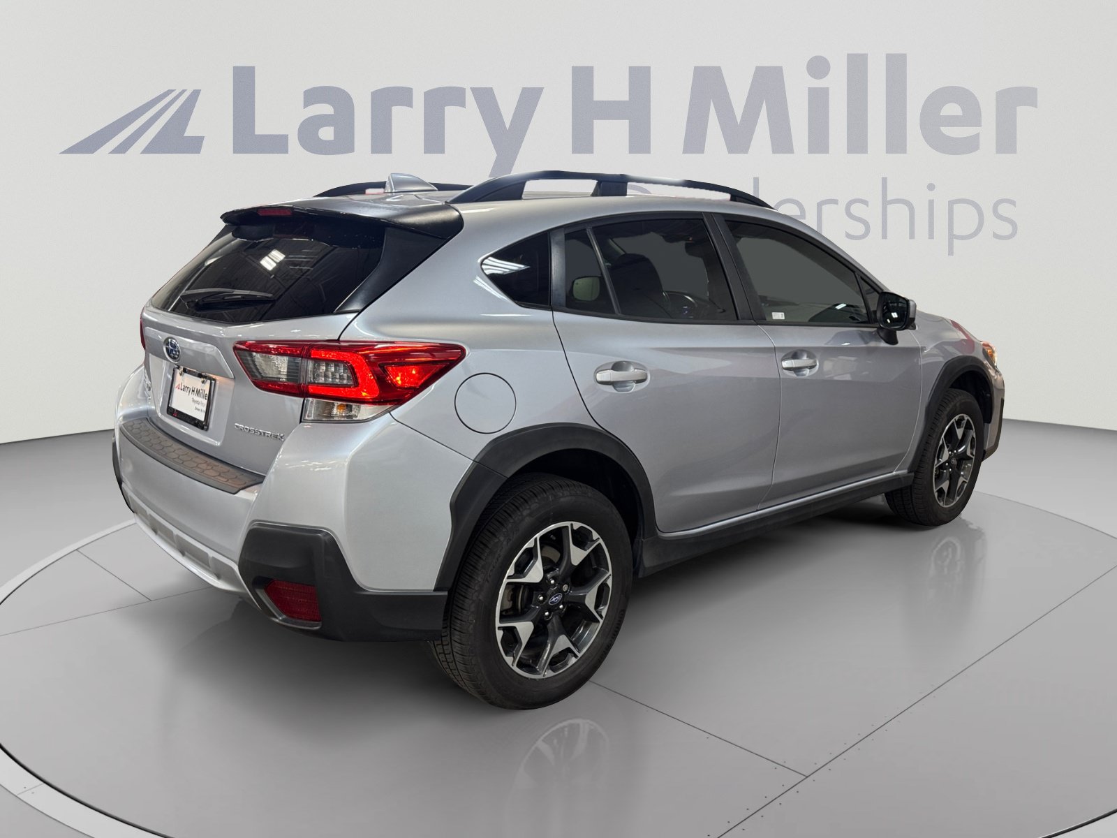 Used 2020 Subaru Crosstrek 2.0i Premium w/ Moonroof Package 2 AWD/4WD image 5