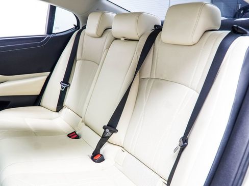 Used 2022 Lexus ES 350 Ultra Luxury w/ Accessory Package 2 FWD image 42