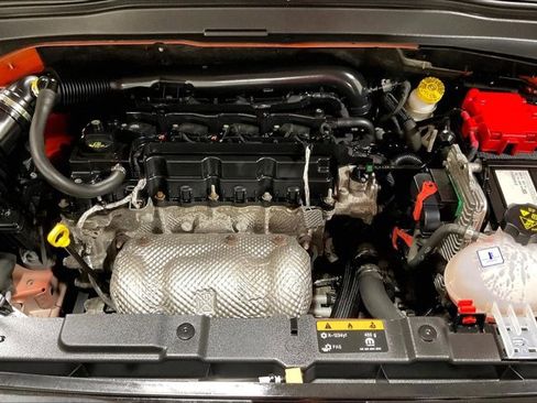 Used 2021 Jeep Renegade Latitude w/ Sun & Sound Group image 10