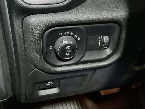 Used 2024 RAM 1500 Lone Star AWD/4WD image 10