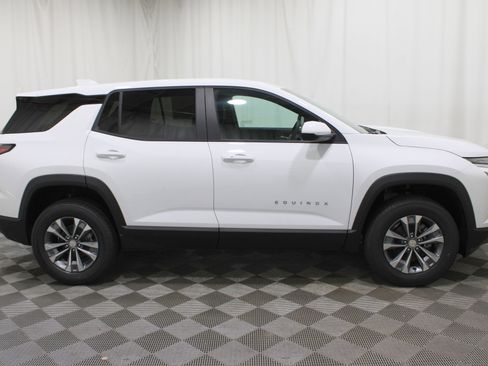 New 2026 Chevrolet Equinox LT image 34