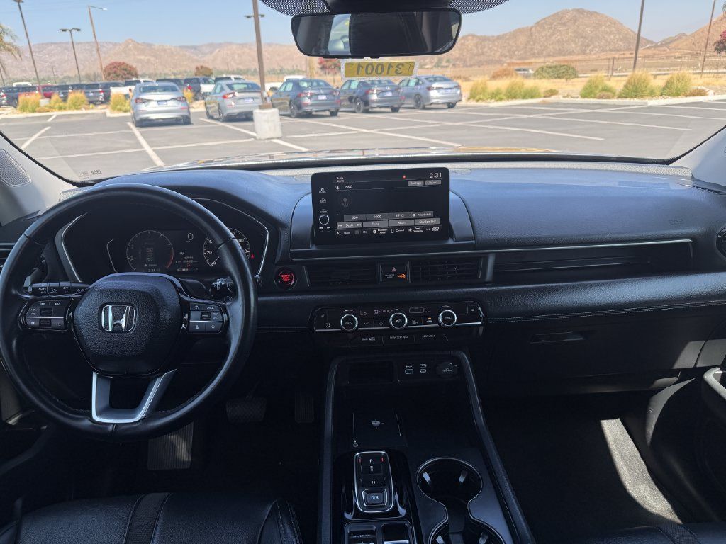 Certified 2025 Honda Pilot EX-L image 14