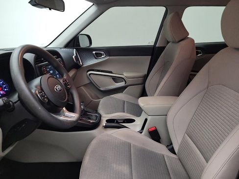 Used 2021 Kia Soul S image 17