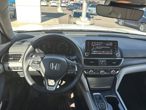 Certified 2019 Honda Accord Touring image 15