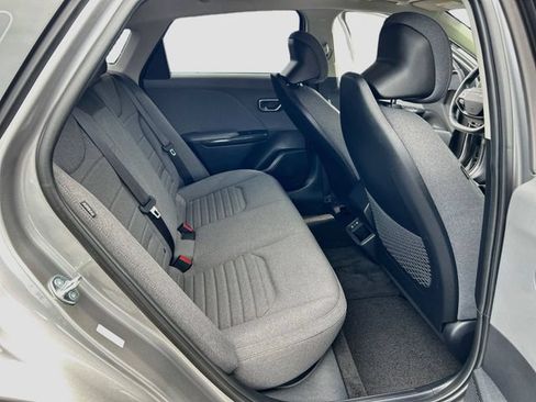 Used 2025 Kia K4 EX FWD image 20
