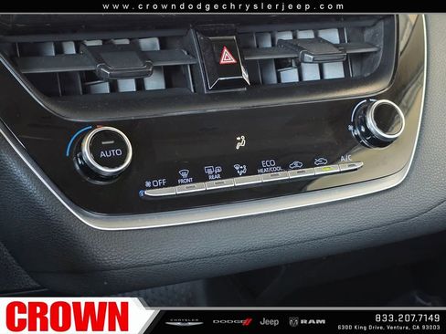 Used 2021 Toyota Corolla LE w/ Carpet Mat Package (TMS) image 27