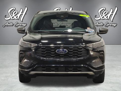 Used 2023 Ford Escape ST-Line w/ Tech Pack #1 AWD/4WD image 13