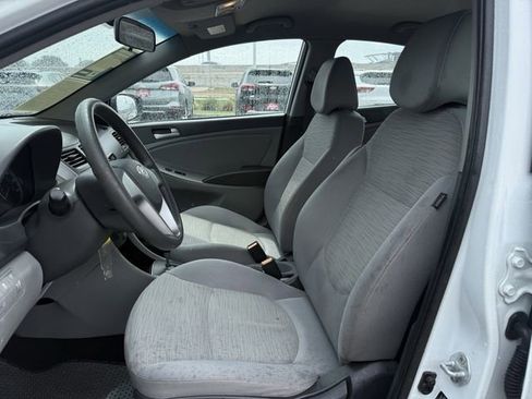 Used 2017 Hyundai Accent SE FWD image 23