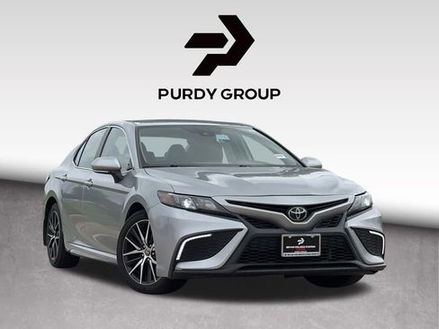 Used 2024 Toyota Camry SE w/ Convenience Package image 1