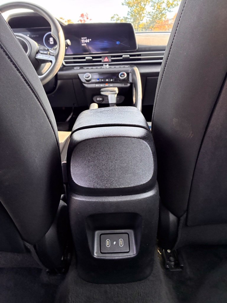Used 2024 Hyundai Elantra SEL FWD image 15