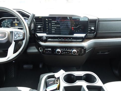 Used 2024 GMC Sierra 2500 SLE w/ SLE Value Package AWD/4WD image 45