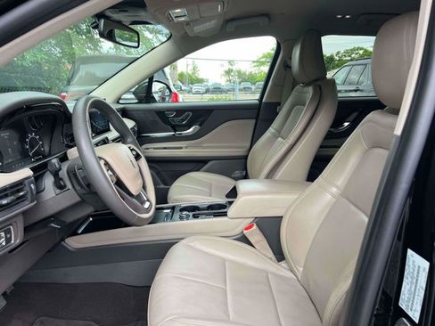 Used 2022 Lincoln Corsair AWD w/ Equipment Group 101A image 21