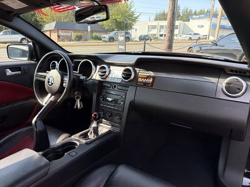 Used 2009 Ford Mustang Shelby GT500 RWD image 31