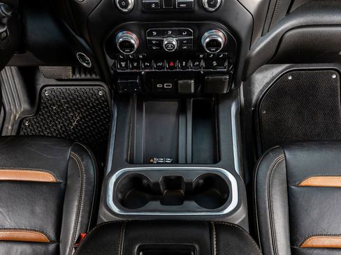 Used 2021 GMC Sierra 2500 AT4 w/ AT4 Preferred Package image 28