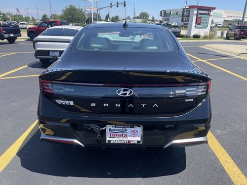 Used 2025 Hyundai Sonata SEL FWD image 32