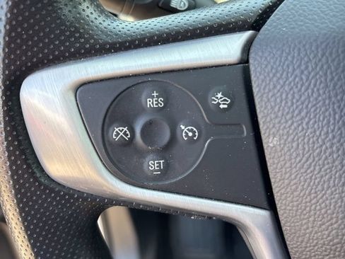 Used 2024 GMC Terrain SLE AWD/4WD image 16