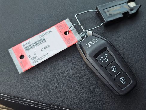 New 2025 Audi Q5 Premium Plus image 30