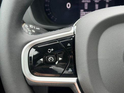 New 2026 Volvo XC60 B5 Plus w/ Climate Package AWD/4WD image 10