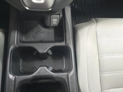 Used 2019 Honda CR-V LX image 29
