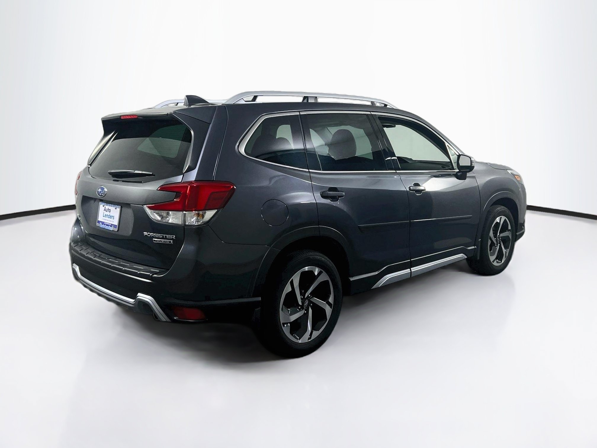 Used 2023 Subaru Forester Touring AWD/4WD image 5