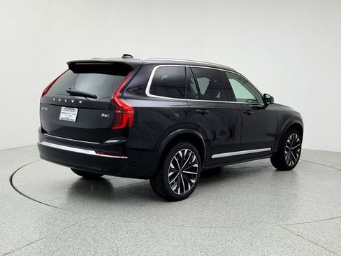 New 2026 Volvo XC90 B6 Plus w/ Protection Package Premier image 5