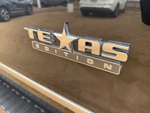 Used 2017 GMC Sierra 1500 SLT w/ Texas SLT Premium Package image 36