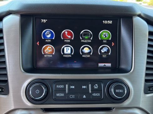 Used 2016 GMC Yukon Denali w/ Enhanced Security Package AWD/4WD image 29