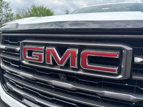 New 2026 GMC Yukon AT4 Ultimate w/ LPO, Floor Liner Package AWD/4WD image 74