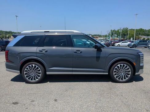 Certified 2026 Hyundai Palisade Calligraphy AWD/4WD image 3