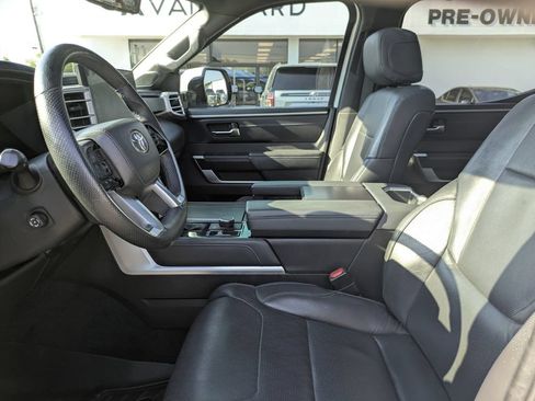 Used 2022 Toyota Tundra Platinum w/ Advanced Package AWD/4WD image 27