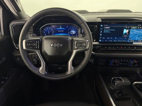 Used 2024 Chevrolet Silverado 1500 LT Trail Boss w/ LT Trail Boss Premium Package image 13