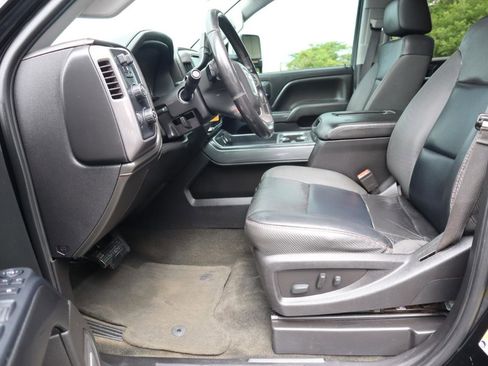 Used 2016 GMC Sierra 2500 SLT w/ All-Terrain HD Package AWD/4WD image 14